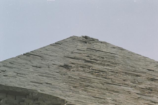 i09